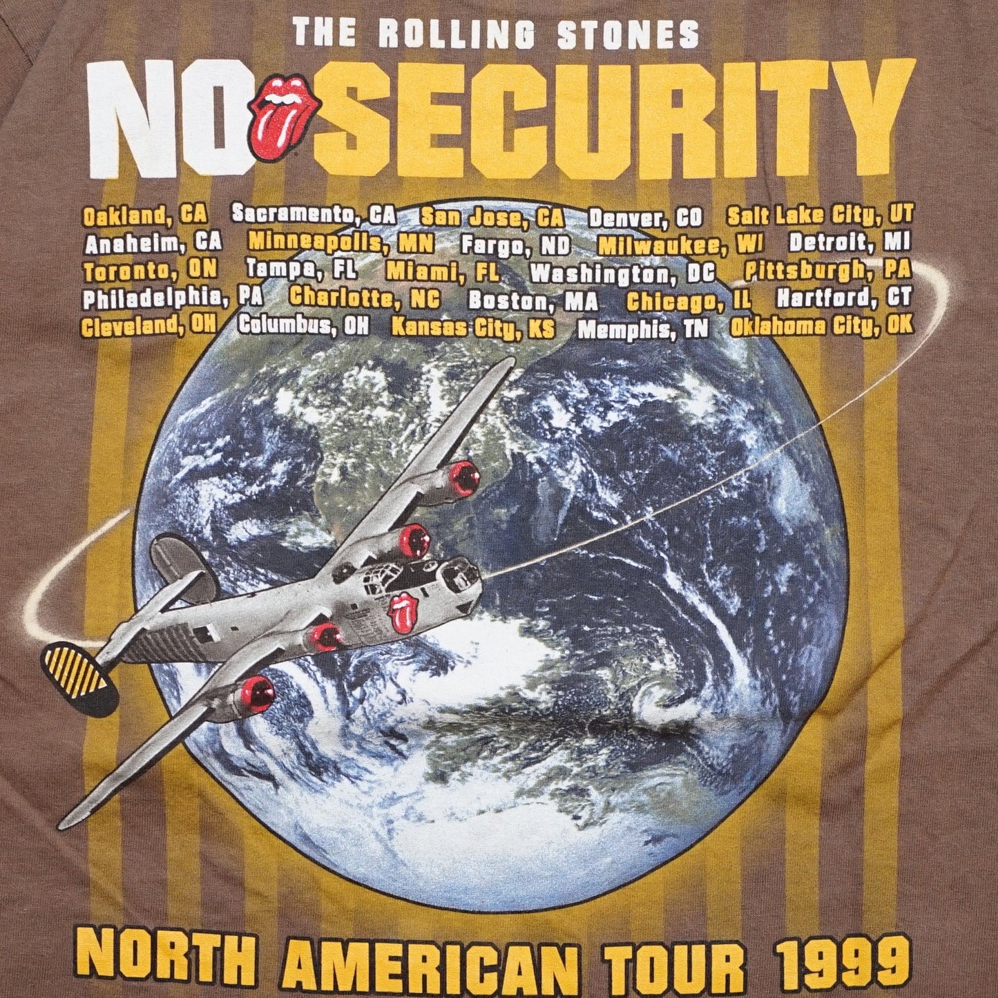 ROLLING STONES NO SECURITY TOUR 1999 PAD LOCK LIP & TONGUE BROWN TAGCUT L-XL (b_1225)