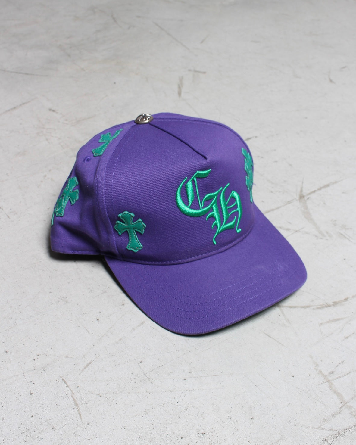 CHROME HEARTS 
CROSS PATCH BASEBALL CAP